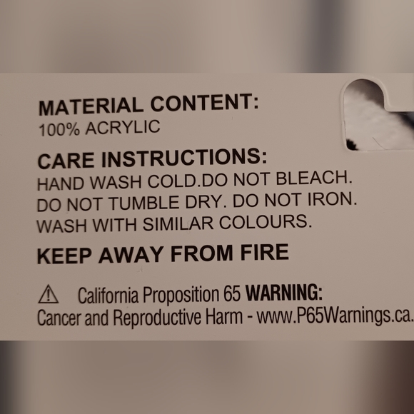 Pet cable sweater in green in Large - Picture 4 of 4